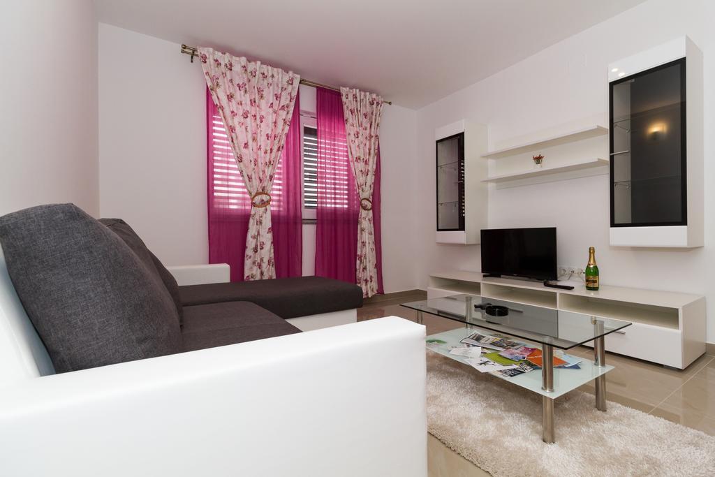 Apartments Villa-Ines Center ヴォディツェ エクステリア 写真