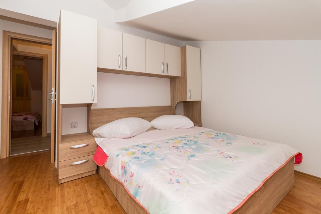 Apartments Villa-Ines Center ヴォディツェ エクステリア 写真