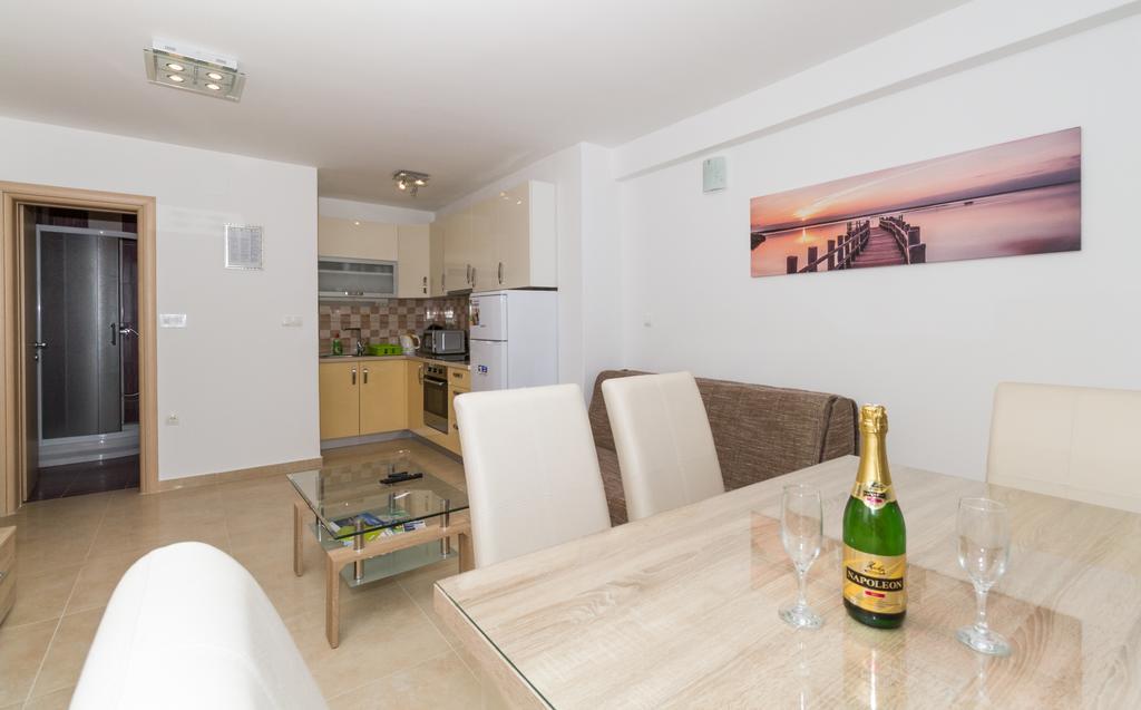 Apartments Villa-Ines Center ヴォディツェ エクステリア 写真